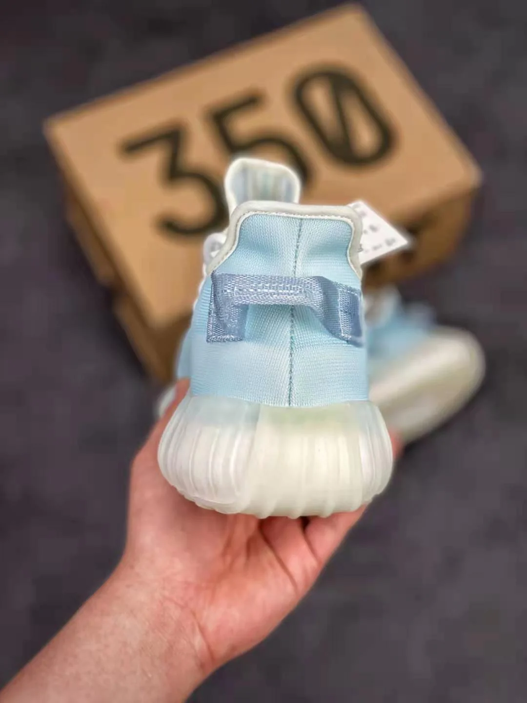 YZY 350 Mono Ice - Image 4
