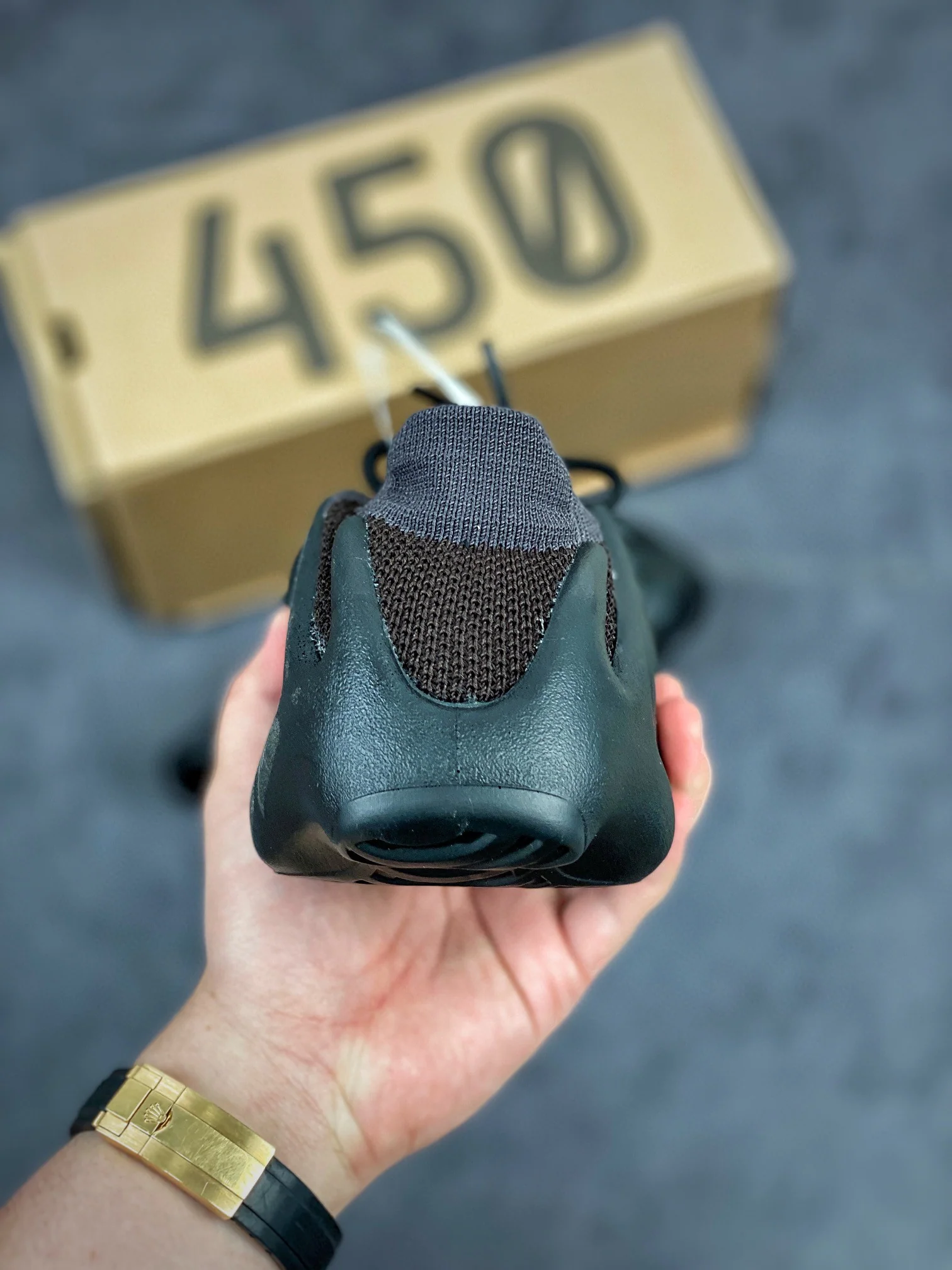 YZY 450 Black Slate - Image 4