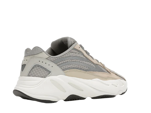 YZY 700 V2 Cream - Image 3