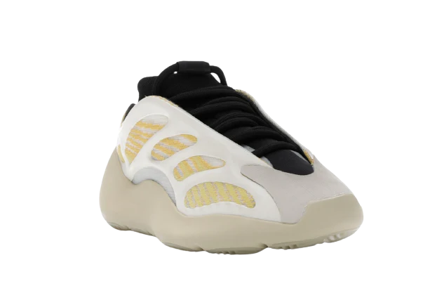 YZY 700 V3 Safflower - Image 5